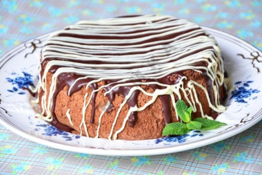 Шоколадный бисквит на белках