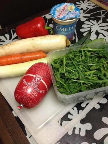 Рецепт - Салат овощной тандем Влюбленные сердца - Шаг 1 - Подготовили все продукты, необходимые для салата