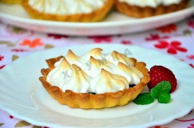 Песочные корзинки с джемом