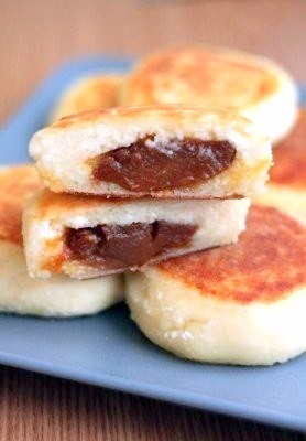 Сырники с вареной сгущенкой