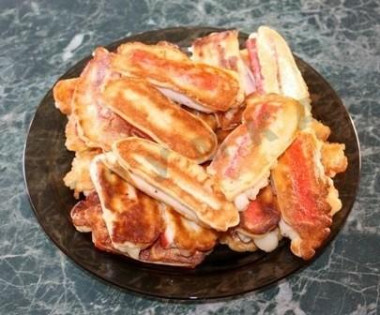 Крабовые палочки в кляре сырные