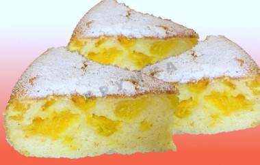 Шарлотка с апельсинами в мультиварке
