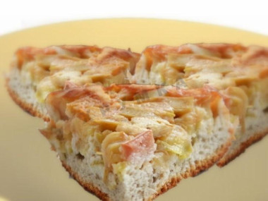 Шарлотка с творогом в мультиварке