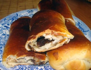 Рулет с миндалем и корицей