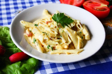 Макароны карбонара с беконом