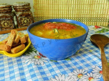 Гороховый суп с копчеными ребрышками в мультиварке
