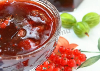 Варенье из крыжовника и красной смородины