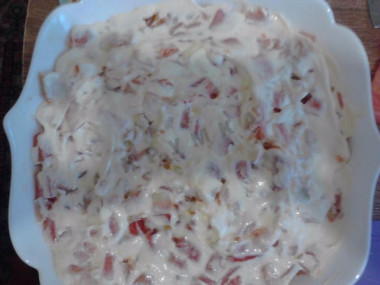 Рецепт - Салат под кайфом - Шаг 6 -  замазываем все майонезом