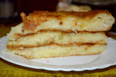 Осетинский пирог с картошкой и сулугуни