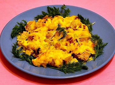 Свинина с апельсинами и сыром в духовке