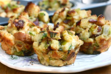 Маффины с беконом и шалфеем