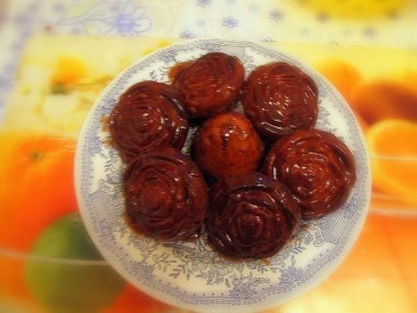 Кексы минские медовые с шоколадной глазурью