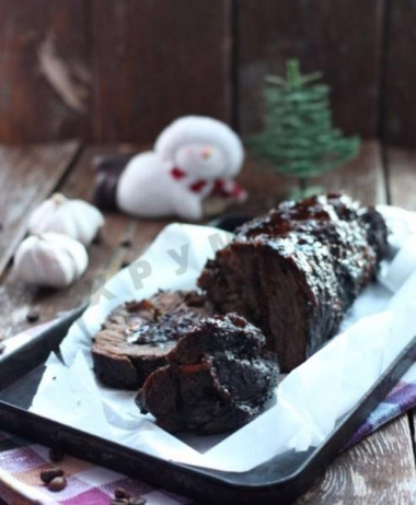 Рецепт - Говядина в кофейном маринаде - Шаг 4 -  Снять фольгу и поставить ещё на 5 минут.Финита! Приятного аппетита!