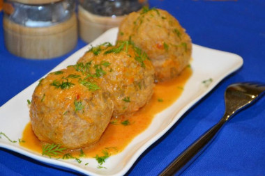 Мясные тефтели с капустой