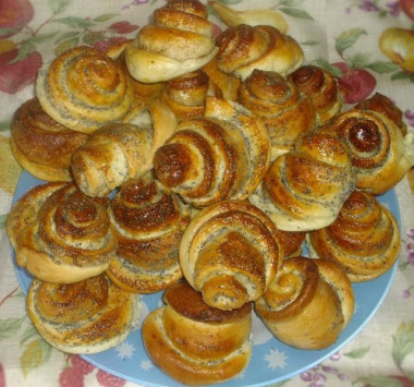 Булочки Розочки с маком