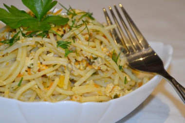 Спагетти с куриным фаршем