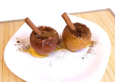 Яблоки запеченные с корицей и медом