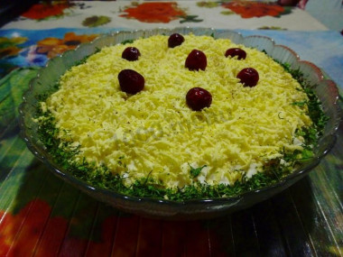 Рецепт - Салат из черной редьки Нежный - Шаг 8 -  Нежный, вкусный салат готов, прошу к столу! Если кого-то смущает количество майонеза, можно заменить сметаной или взять поровну с майонезом. Приятного аппетита!