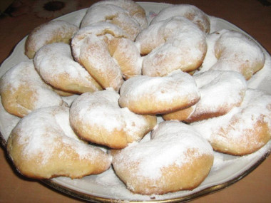Рогалики из дрожжевого теста рижские