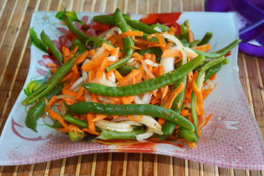 Спаржевая фасоль по корейски