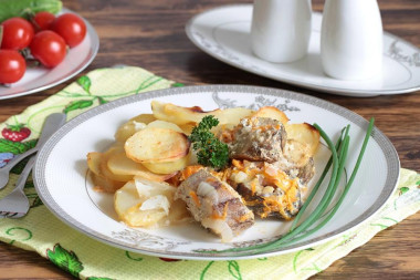 Лимонелла в сметане запеченная с картошкой