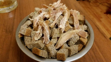 Домашние сухари с чесноком