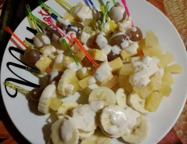 Сладкие канапе с сыром