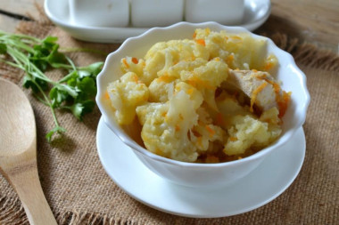 Курица с цветной капустой в мультиварке