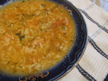 Рисовый томатный супчик с чесночком и зеленью