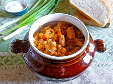 Каша с мясом в горшочке в духовке перловая