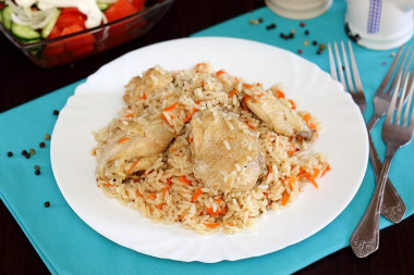 Диетический плов с курицей в мультиварке