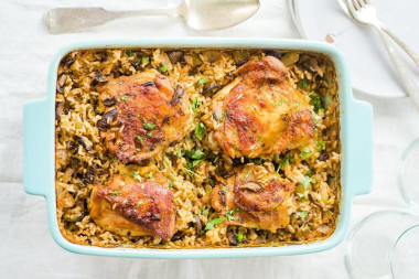 Дикий рис с курицей и грибами на курином бульоне