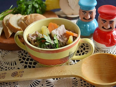 Шурпа из баранины в мультиварке