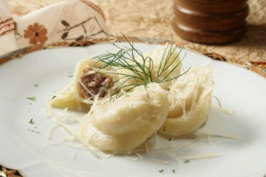 Пельмени сибирские со смешанным фаршем