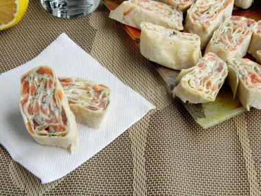 Лаваш с семгой и творожным сыром