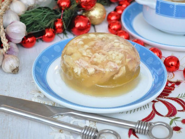 Холодец из куриных окорочков в мультиварке с желатином