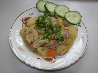 Телятина с овощами