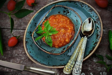 Аджика из кабачков и перца на зиму