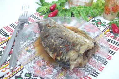 Карась в мультиварке на пару