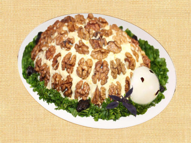 Салат Черепаха с консервами