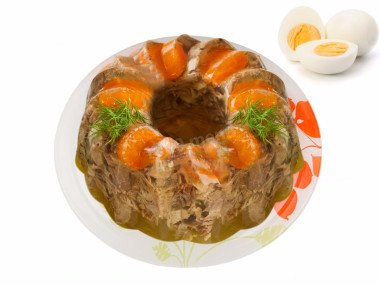 Холодец из куриных лапок с говядиной