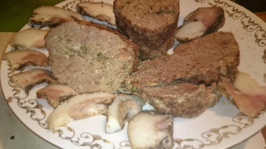Домашняя колбаса от Крюланы