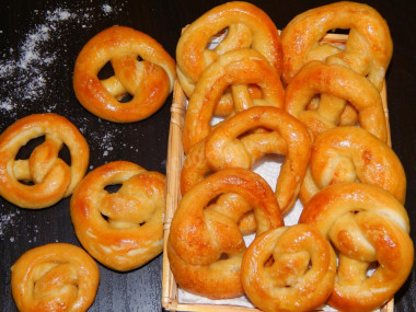 Брецель классический