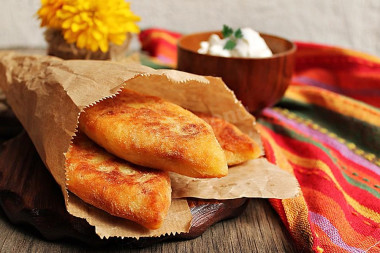 Картофельные пирожки с мясом