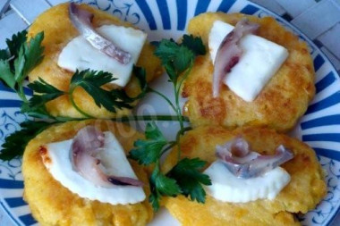 Кукурузные оладьи с сыром Моцарелла