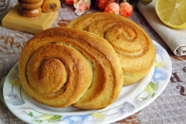 Булочки из сдобного теста с сахаром