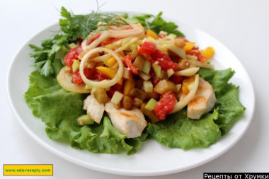 Курица с кабачками салат
