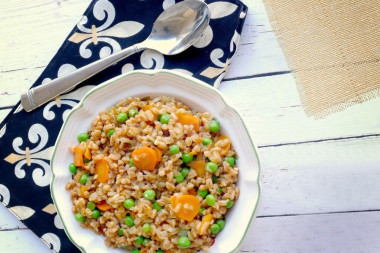 Каша из фарро с овощами