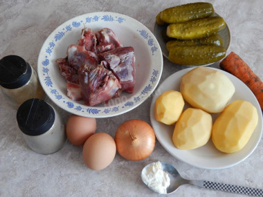 Рецепт - Оливье с говядиной салат - Шаг 1 - Готовим ингредиенты.