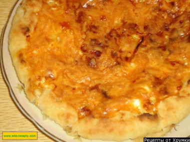 Луковый пирог с луком сыром яйцом